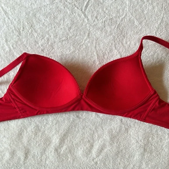 Victoria’s Secret bra/Great condition/Size 36B/ red color - Picture 4 of 6